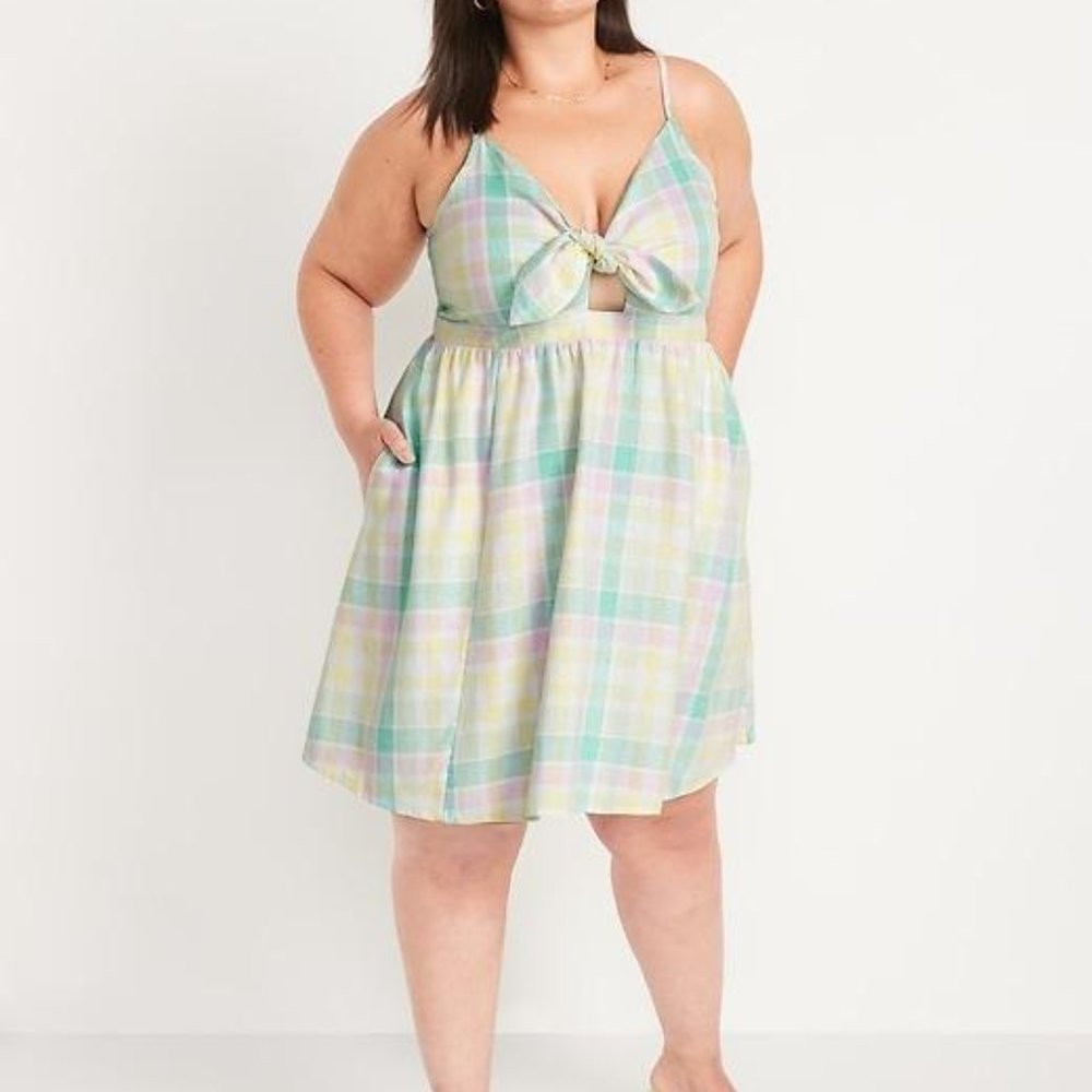 Old Navy Fit & Flare Tie-Front Smocked Printed Mini Cami Dress for Women New - Picture 8 of 9